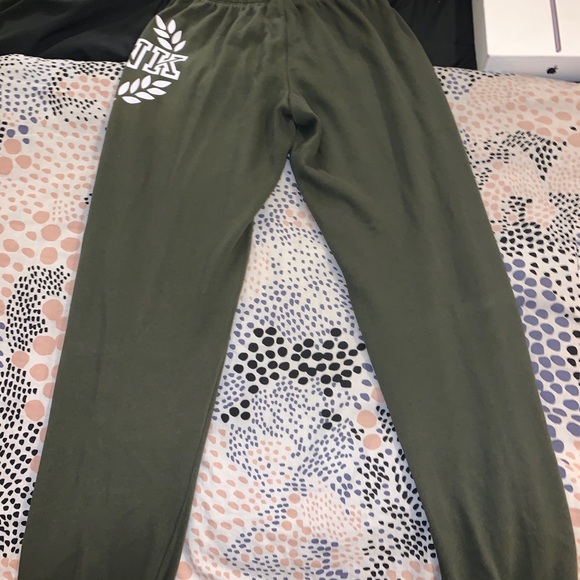 Full zip hoodie and joggers (olive green) - Picture 5 of 5
